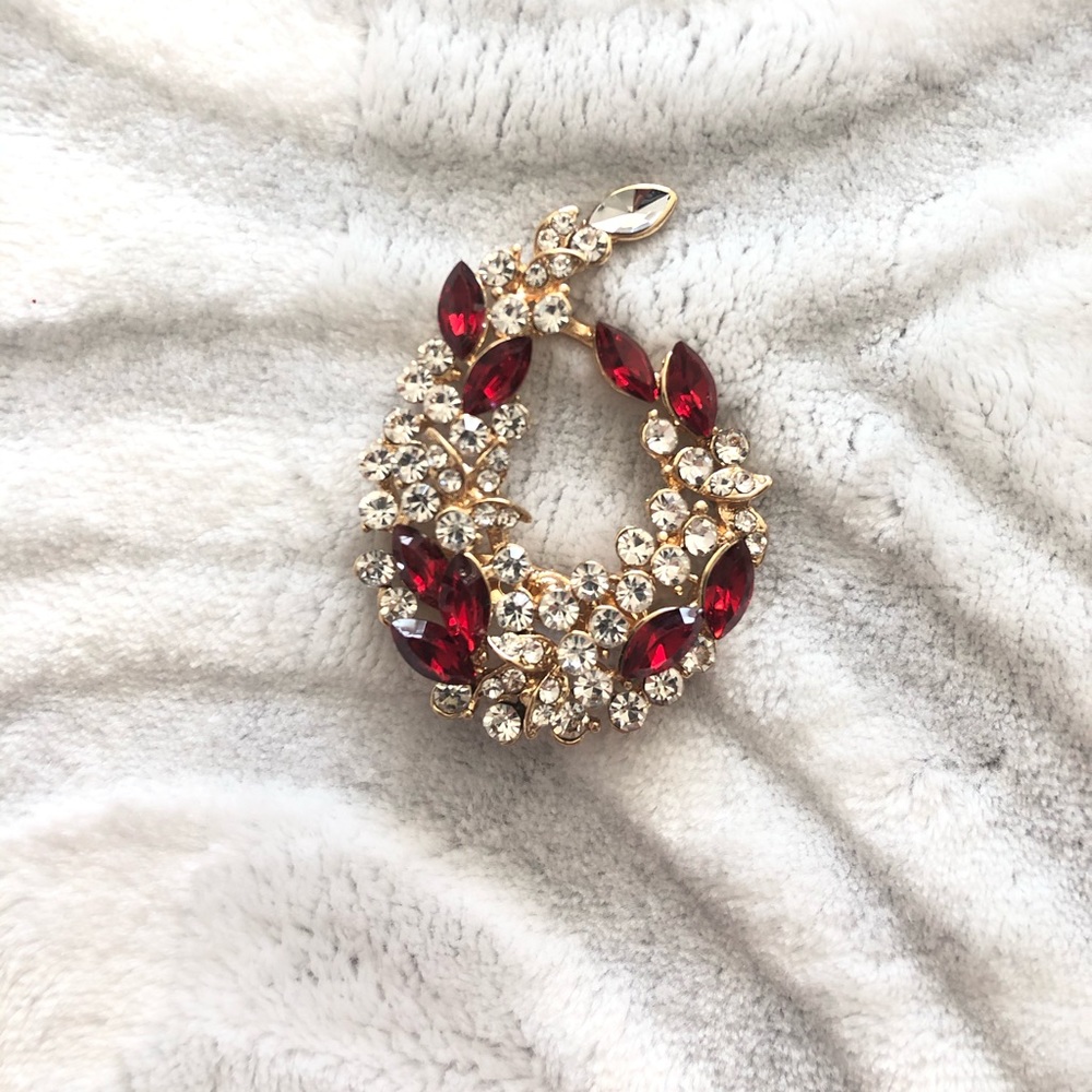 Brooch